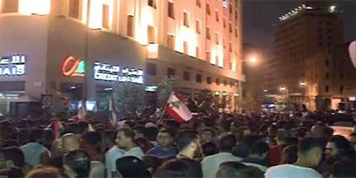 los manifestantes vuelven a reagruparse en el centro de Beirut
